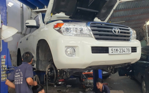 CHI PHÍ BẢO DƯỠNG KHOANG ĐỘNG CƠ Ô TÔ TẠI TP.HCM – CÓ ĐẮT KHÔNG? | GARAOTOQUAN7.VN